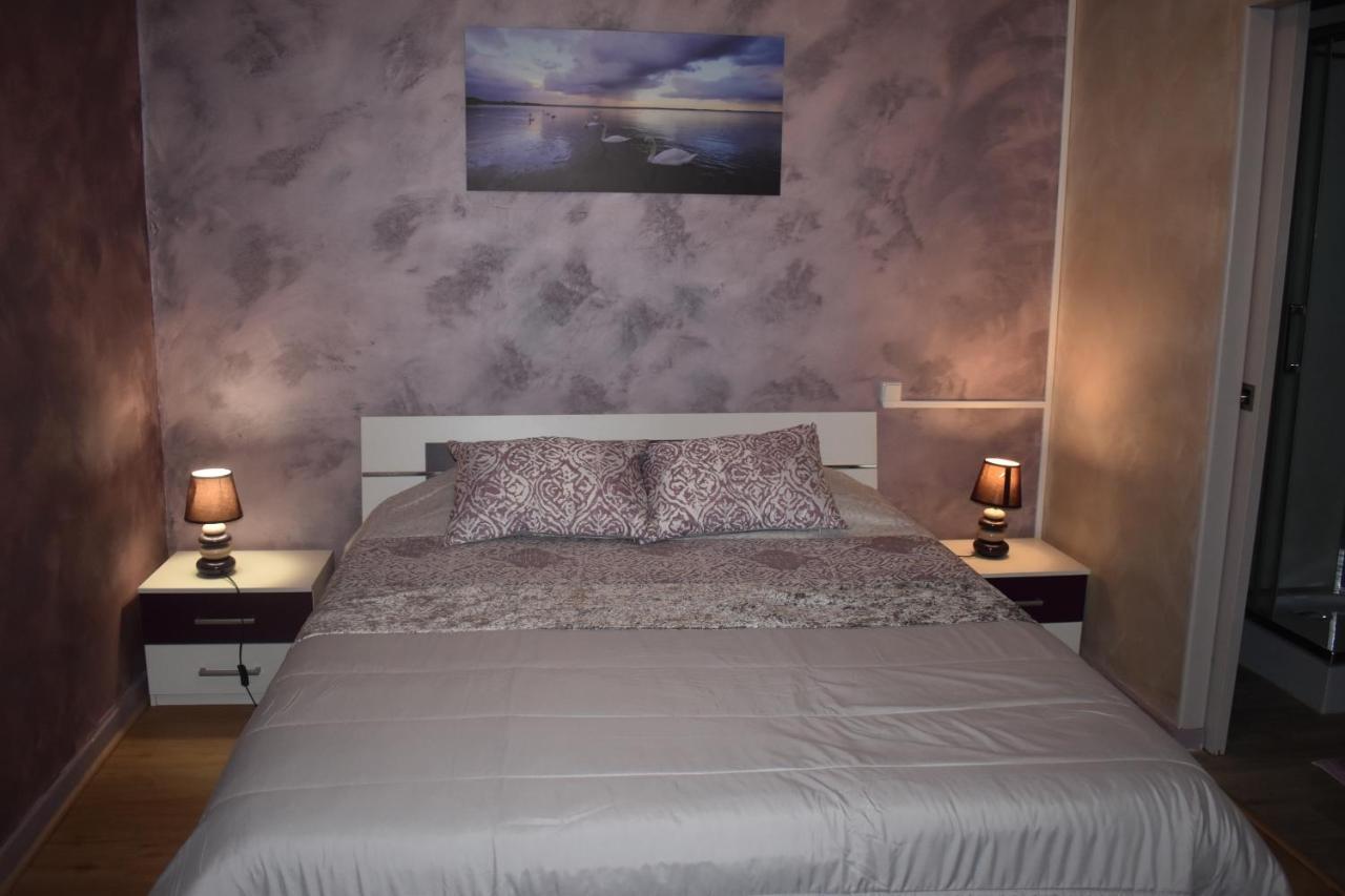Bed and Breakfast Chez Augustin Лакано Экстерьер фото